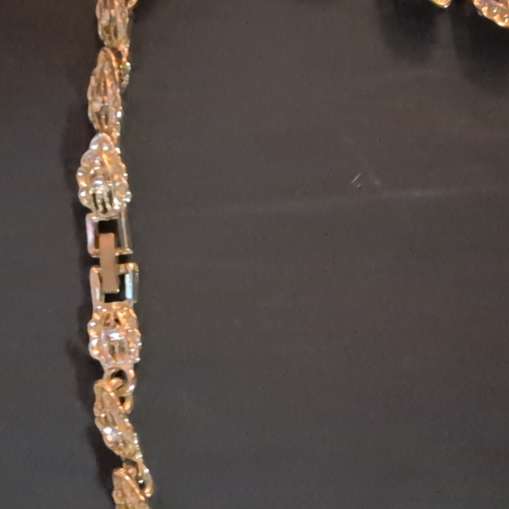 Gold Leaf Cascading Statement Neck - image 3